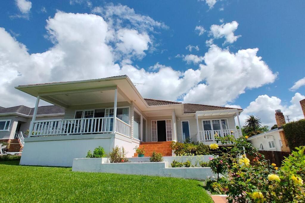 Hot Deal! Sky Stars Coastal Haven Retreat *